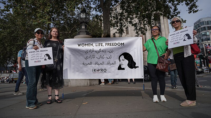 File:Women, Life, Freedom written in English, Farsi and Arabic (and one other language).jpg